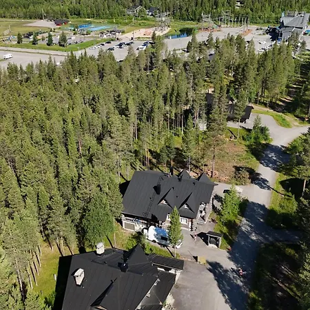 Aatu Ski-in Ski-out Villa *