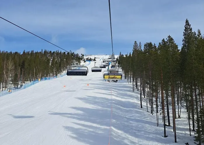 Villa Aatu Ski-in Ski-out *