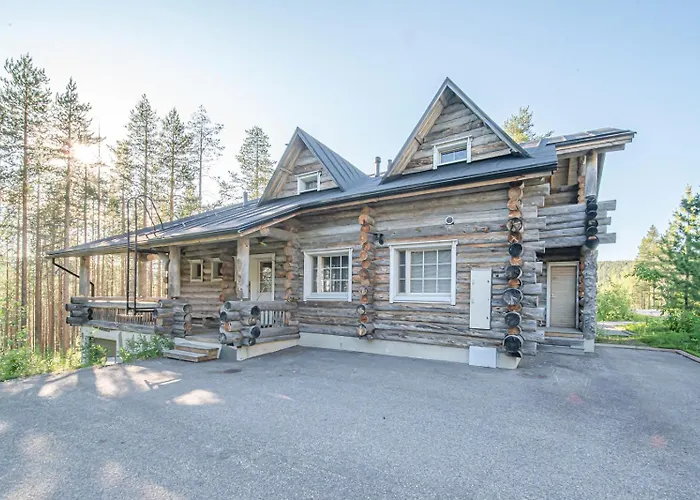 Aatu Ski-in Ski-out Villa Levi