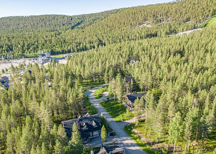 Villa Aatu Ski-in Ski-out *