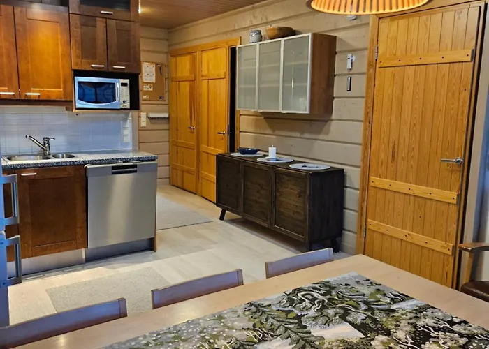 Villa Aatu Ski-in Ski-out Levi